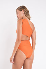Load image into Gallery viewer, Model Back: Rio De Sol One-Piece Ocre Zadar-Op