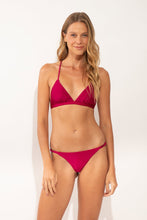 Load image into Gallery viewer, Model Front: Rio De Sol Top Top Shimmer-Desejo Tri-Fixo-Noa