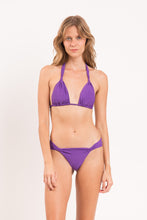 Load image into Gallery viewer, Model Front: Rio De Sol Top Top Amuleto Mel