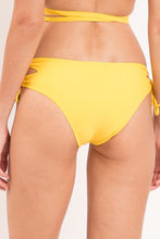 Load image into Gallery viewer, Image 07: Rio De Sol Bottom Bottom Amarelo Madrid