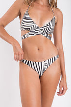 Load image into Gallery viewer, Image 09: Rio De Sol Bottom Bottom Collage Mia