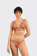 Load image into Gallery viewer, Model Front: Rio De Sol Set Set Tropics Halter-Marina Essential-Cos