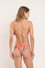 Load image into Gallery viewer, Model Back: Rio De Sol Top Top Sea-Bloom Paola