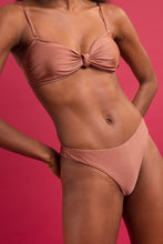 Load image into Gallery viewer, Image 08: Rio De Sol Bottom Bottom Shimmer-Copper Nice-Fio
