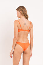 Load image into Gallery viewer, Model Back: Rio De Sol Bottom Bottom Dende Cheeky-Crispy
