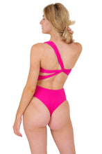 Load image into Gallery viewer, Model Back: Rio De Sol One-Piece Amaranto Santorini
