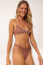 Load image into Gallery viewer, Image 07: Wednesday In Hawaii By Rio De Sol Bottom Bottom Kiko-Coco Sunset
