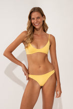 Load image into Gallery viewer, Image 06: Wednesday In Hawaii By Rio De Sol Top Top Lilikoi Hana
