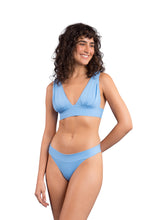 Load image into Gallery viewer, Model Front: Rio De Sol Set Set Baltico Halter-Marina Essential-Cos
