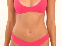 Load and play video in Gallery viewer, Video: Wednesday In Hawaii By Rio De Sol Set Set Guava Hana Sunset
