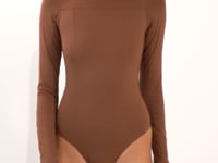 Load and play video in Gallery viewer, Video: Wednesday In Hawaii By Rio De Sol One-Piece Coco Surf
