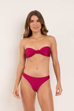 Load image into Gallery viewer, Model Front: Rio De Sol Set Set Shimmer-Desejo Bandeau-Joy Essential
